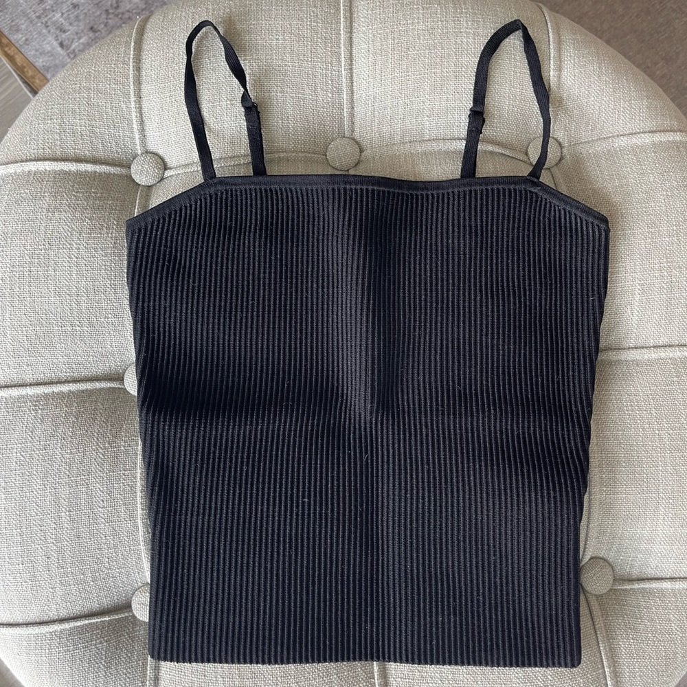 Aritzia Black Ribbed Camisole Tank - Picture 2 of 4